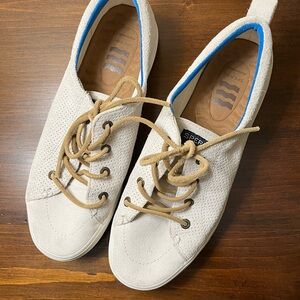 Sperry Women's Cream Lace-Up Sneakers